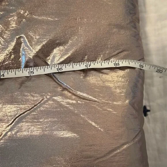 Old Navy Women's Bronze Puffer Tote Bag Large with Black Straps - Picture 4 of 5